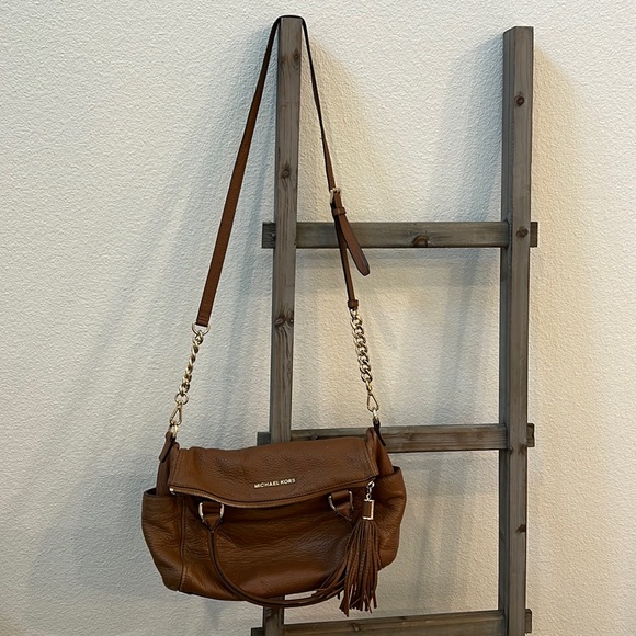 Michael Kors Crossbody Purse - Picture 2 of 16